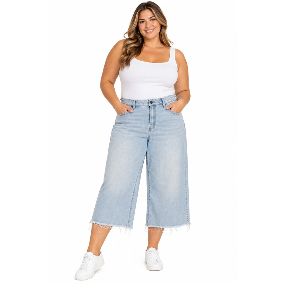 A.N.A. Light Wash Wide Leg High Rise Crop Jeans Womens Size 14